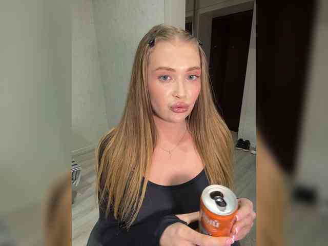 MILEDIUM Sex Cam Show