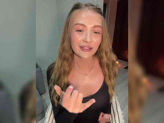 MILEDIUM Sex Cam Show