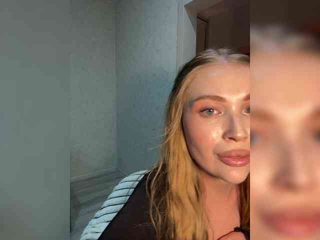 MILEDIUM Sex Cam Show