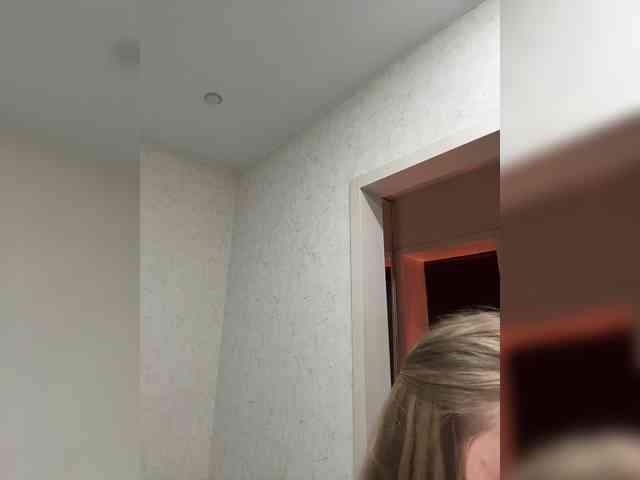 MILEDIUM Sex Cam Show