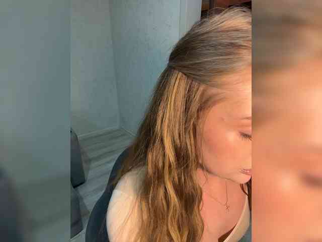 MILEDIUM Sex Cam Show