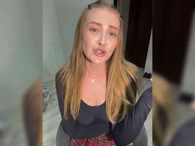 MILEDIUM Sex Cam Show