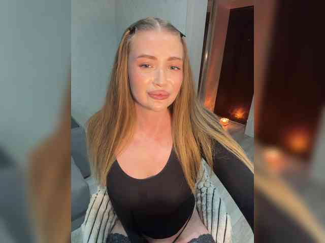 MILEDIUM Sex Cam Show