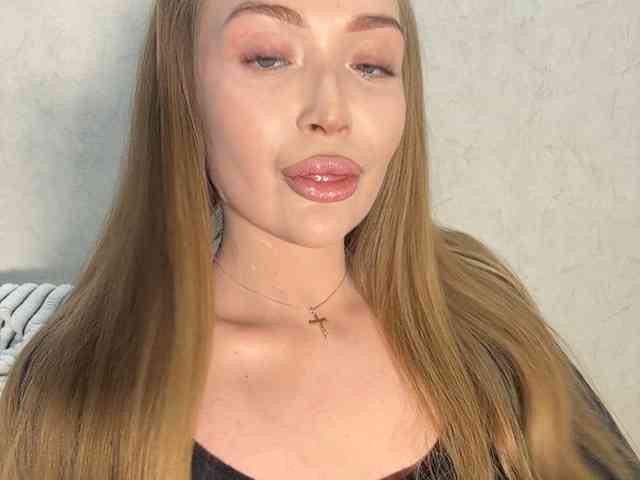 MILEDIUM Live Webcam on BongaCams