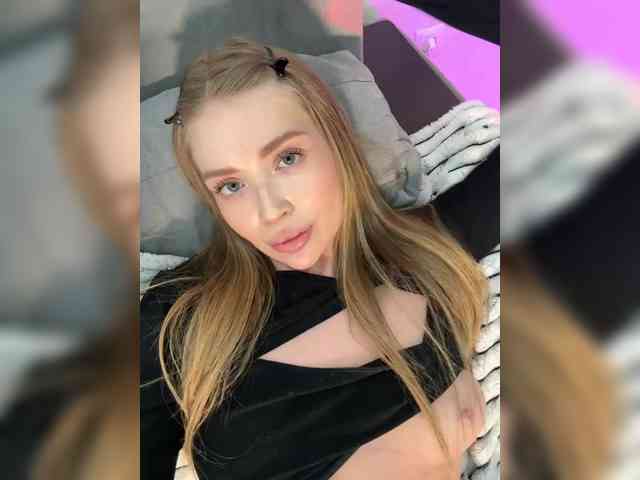 MILEDIUM Live Webcam on BongaCams