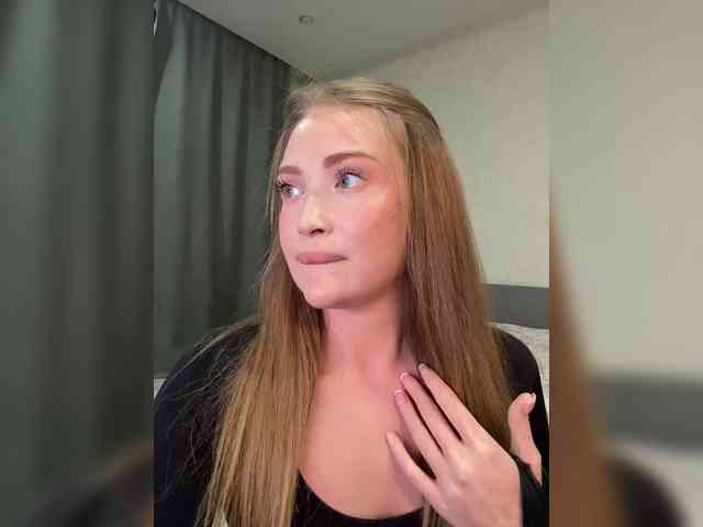 MILEDIUM Sex Cam Show