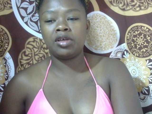 Pinay-Sexy live cam on BongaCams