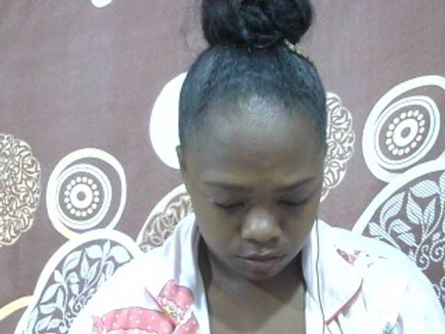 Pinay-Sexy live cam on BongaCams