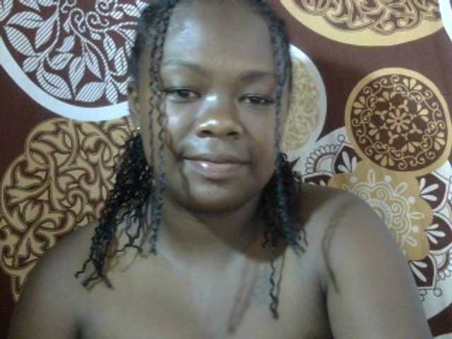 Pinay-Sexy live cam on BongaCams
