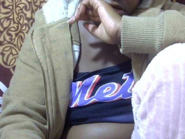 Pinay-Sexy live cam preview