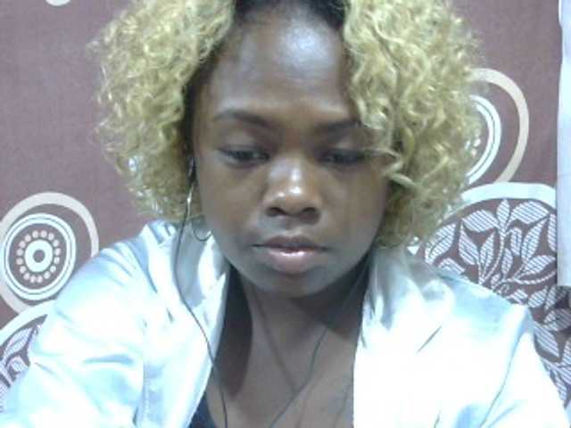 Pinay-Sexy live cam on BongaCams