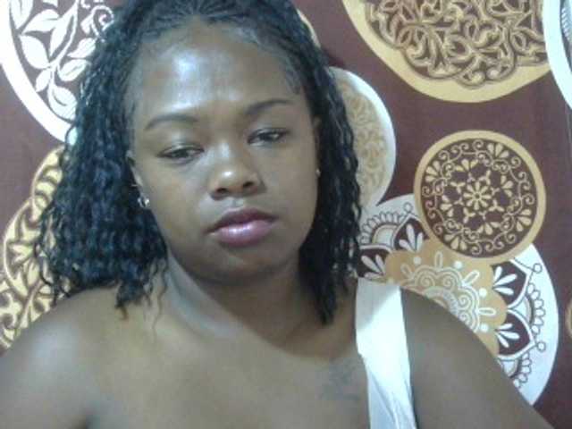 Pinay-Sexy, en vivo ahora en BongaCams