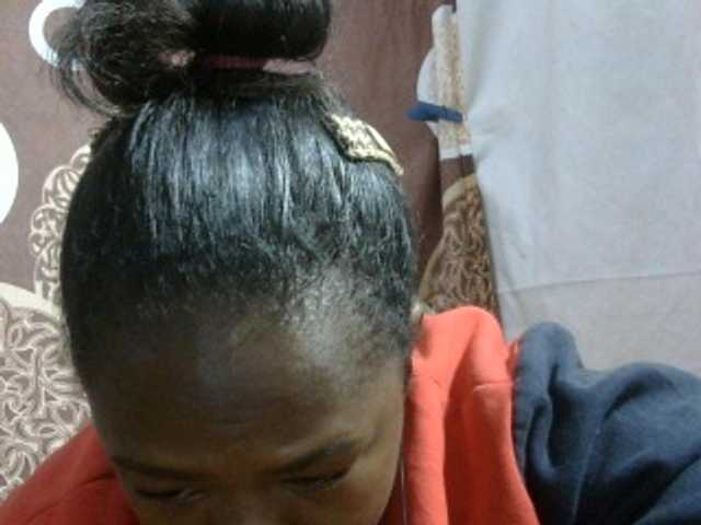 Pinay-Sexy live cam on BongaCams