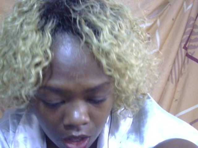 Pinay-Sexy live cam on BongaCams