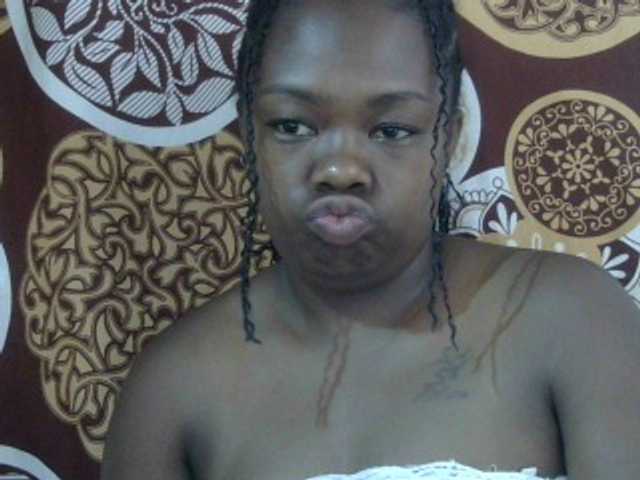 Pinay-Sexy live cam on BongaCams