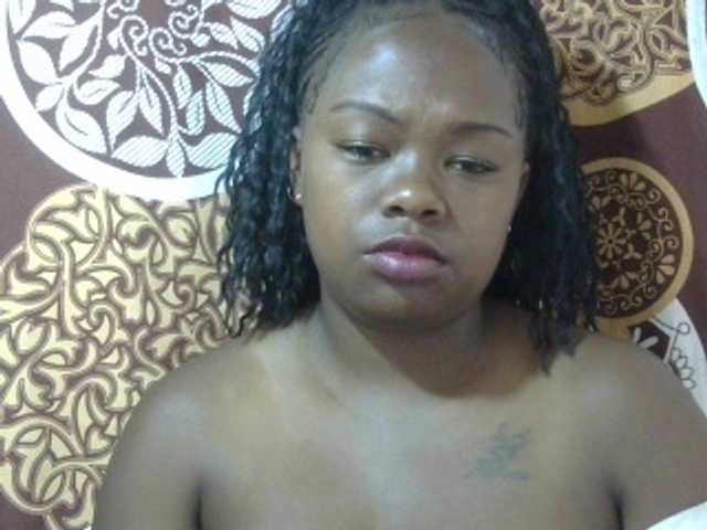 Pinay-Sexy, en vivo ahora en BongaCams