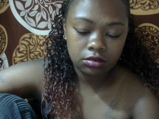 Pinay-Sexy live cam on BongaCams