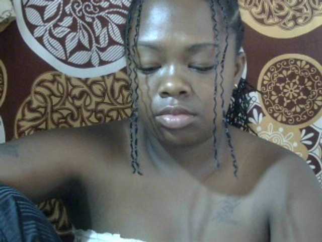 Pinay-Sexy live cam on BongaCams