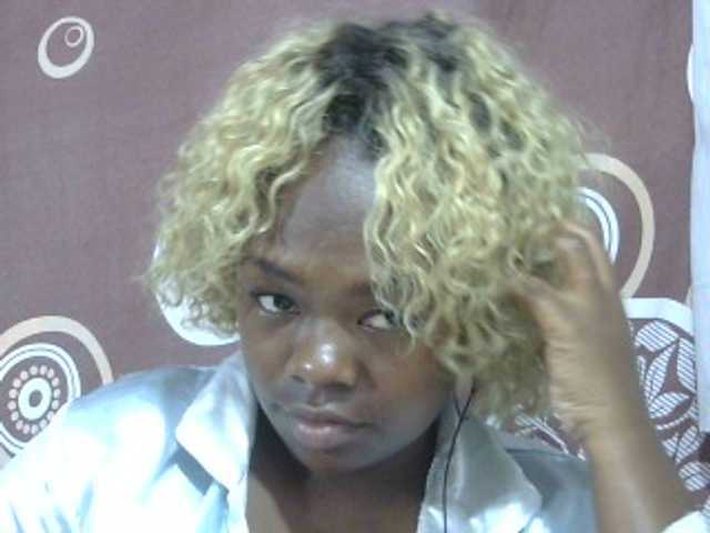 Pinay-Sexy live cam on BongaCams