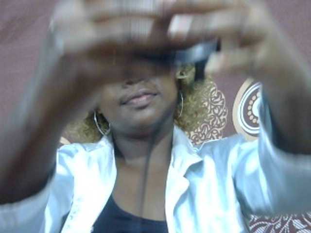 Pinay-Sexy live cam on BongaCams