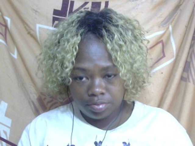 Pinay-Sexy live cam on BongaCams