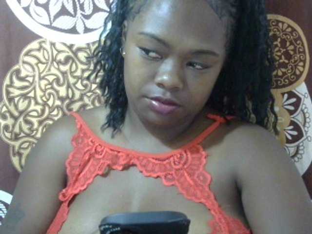 Pinay-Sexy live cam on BongaCams