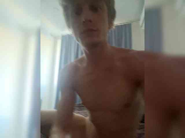 LOVEEESEEEX69 webcam