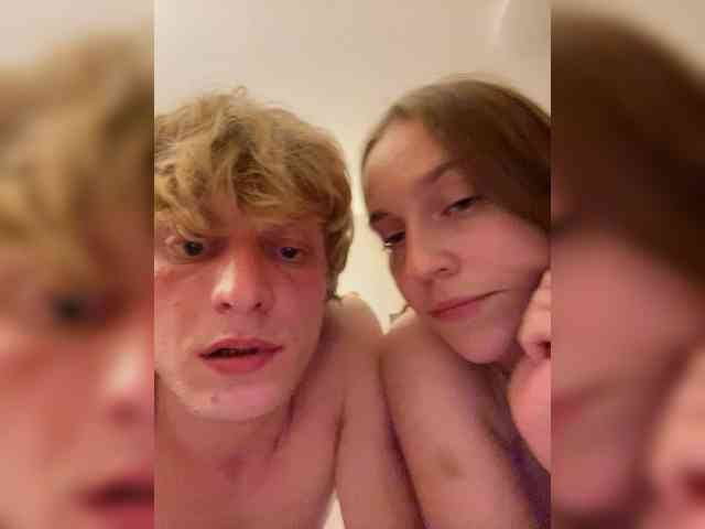 LOVEEESEEEX69 webcam