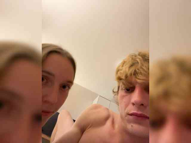 LOVEEESEEEX69 webcam