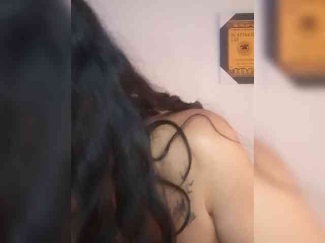 Sofia692 webcam