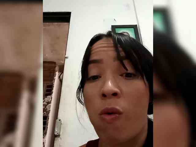 Sofia692 webcam