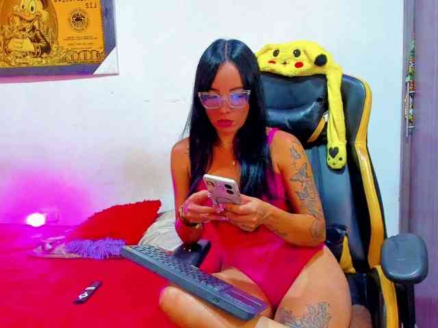 Sofia692 webcam