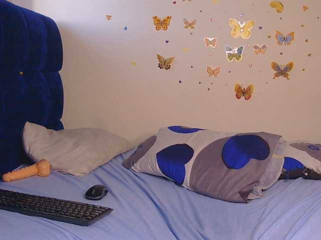 PinkCoochie22 live cam on BongaCams