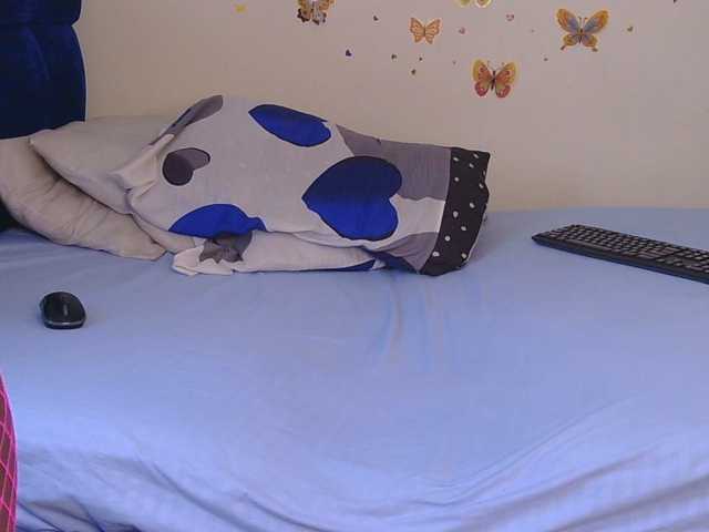 PinkCoochie22 live cam on BongaCams