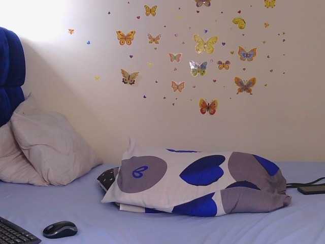 PinkCoochie22 live cam on BongaCams