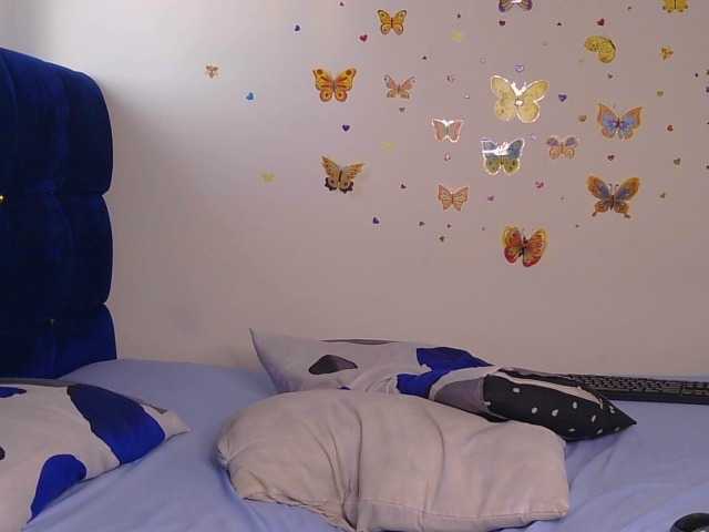 PinkCoochie22 live cam on BongaCams