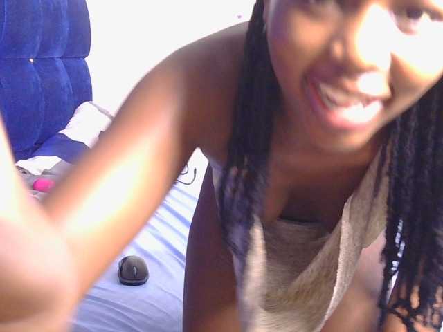 PinkCoochie22 live cam on BongaCams