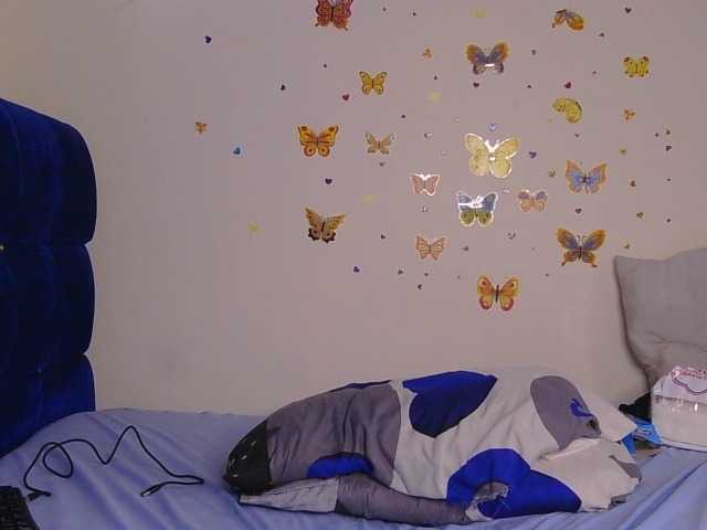 PinkCoochie22 live cam on BongaCams
