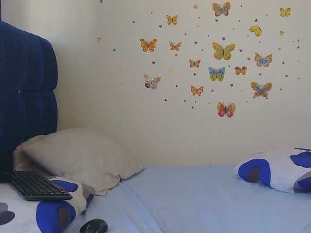 PinkCoochie22 live cam on BongaCams