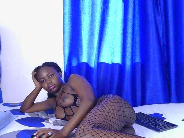 PinkCoochie22 webcam