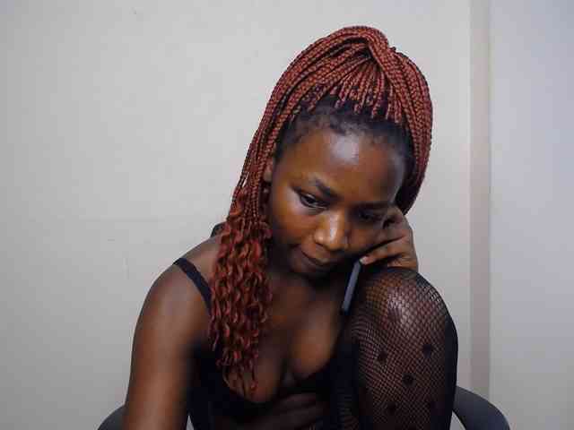 PinkCoochie22 webcam