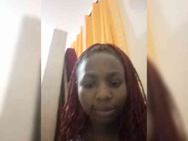 PinkCoochie22 webcam