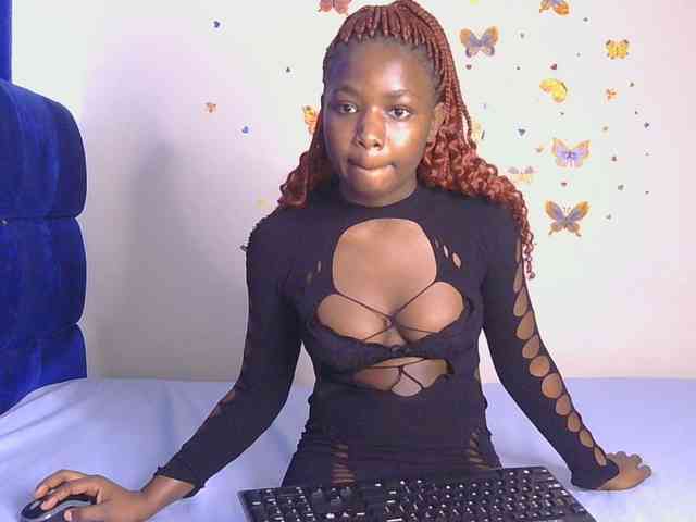 PinkCoochie22 webcam