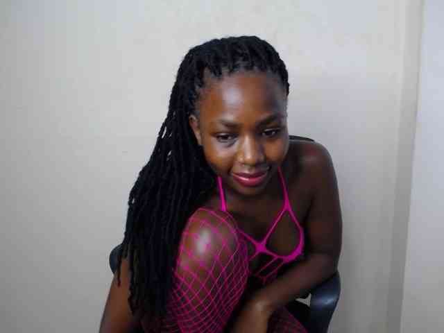 PinkCoochie22