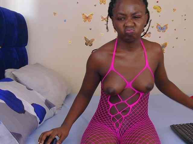 PinkCoochie22