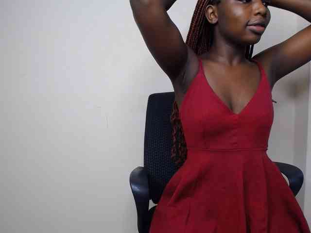 PinkCoochie22 webcam