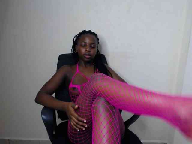 PinkCoochie22