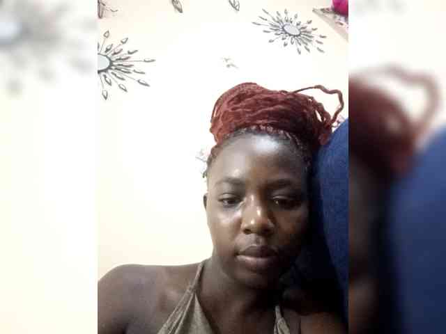 PinkCoochie22 webcam