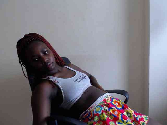 PinkCoochie22 webcam