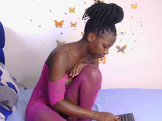 PinkCoochie22